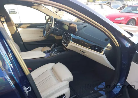 2019 BMW 530E Iperformance из США, поврежденный, VIN WBAJA9C58KB391755